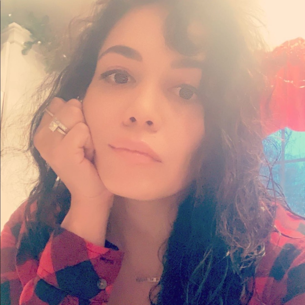 Meet your Posher, Pamela